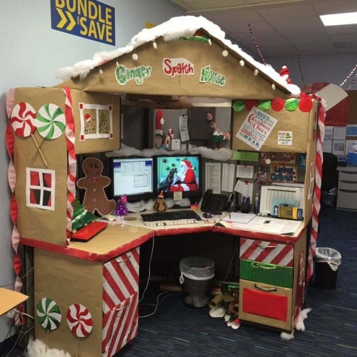 How to decorate your office for chirstmas